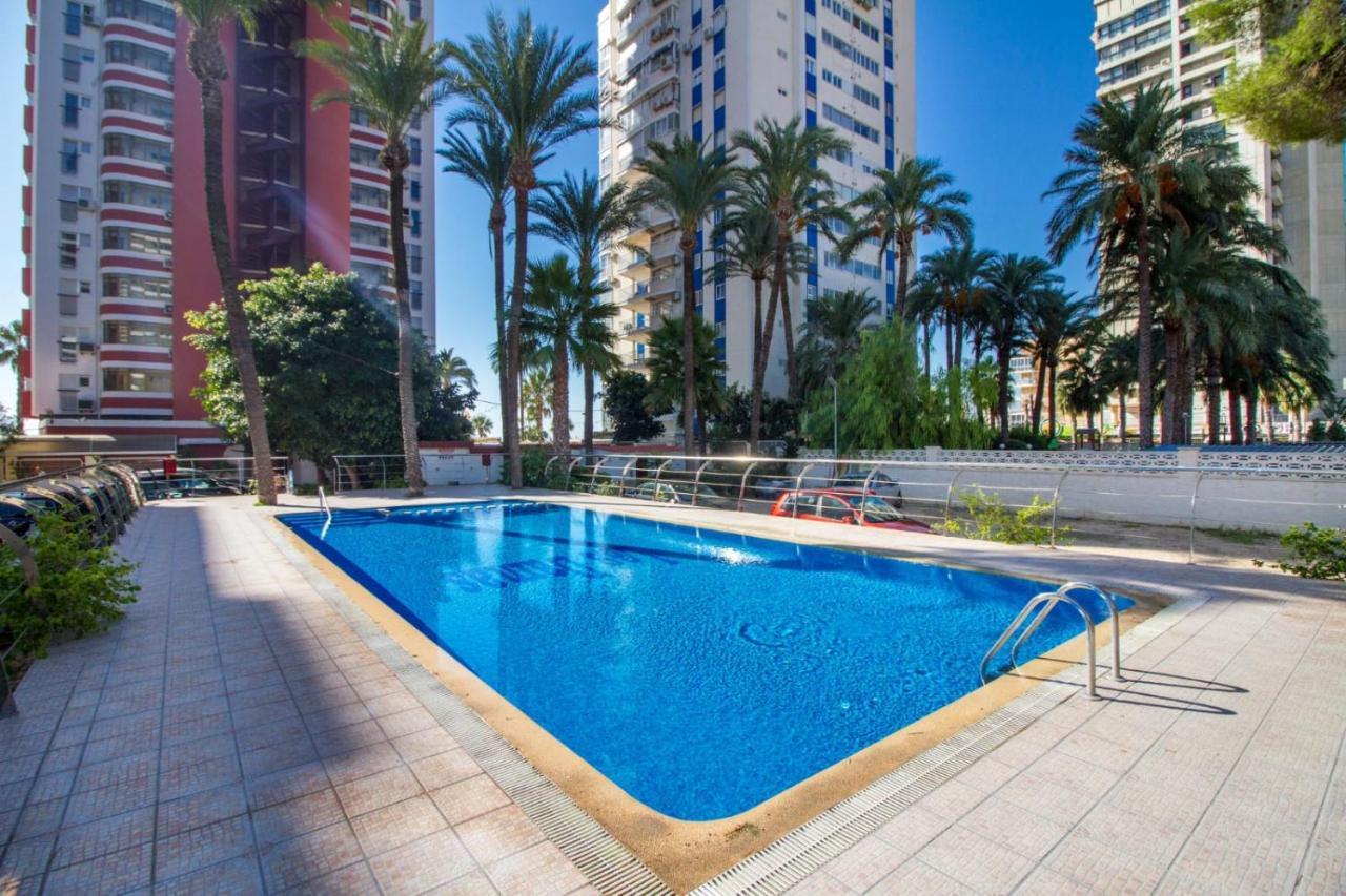 BENIDORM, Las Damas, primera línea de playa de Levante Exterior foto